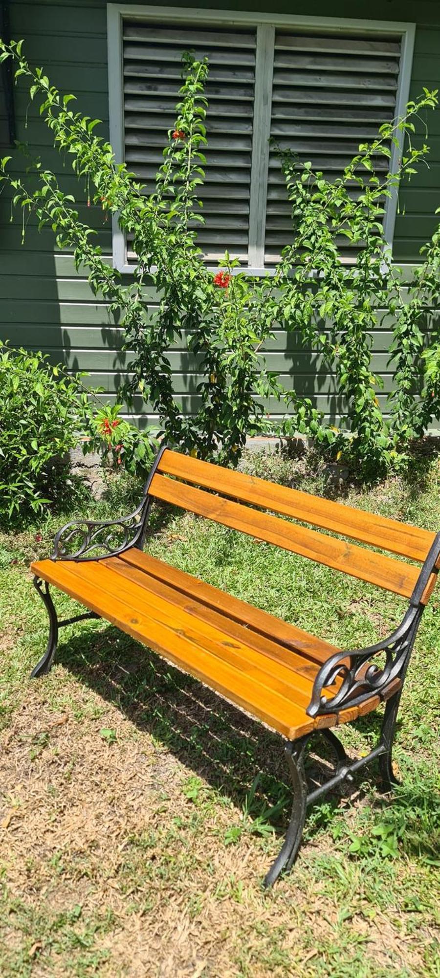 Beausejour Guest House Pointe-Noire Bagian luar foto