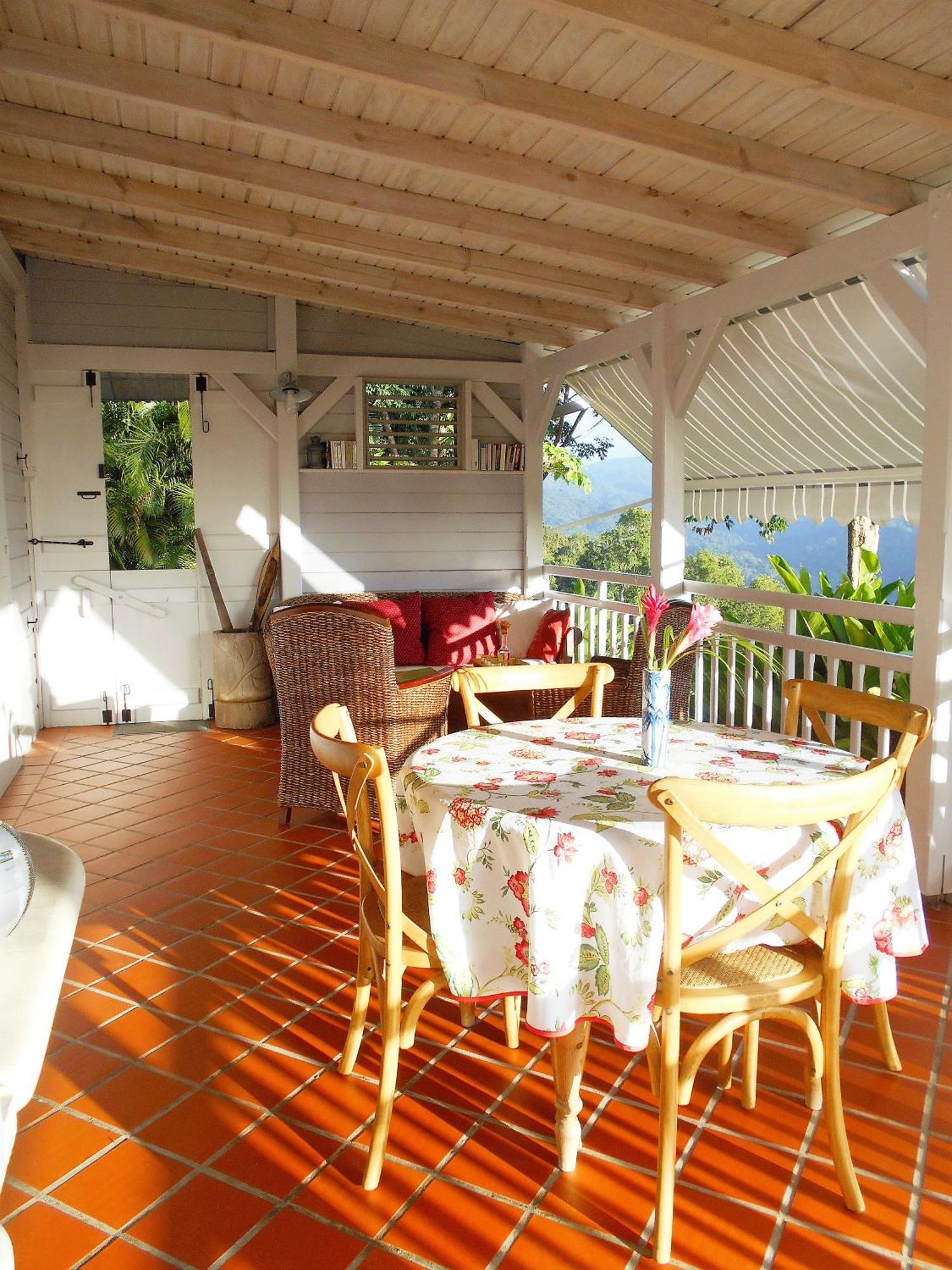 Beausejour Guest House Pointe-Noire Bagian luar foto